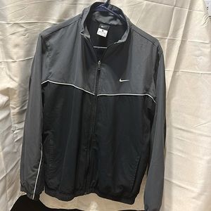 Men’s Lightweight Nike Black & Gray Jacket